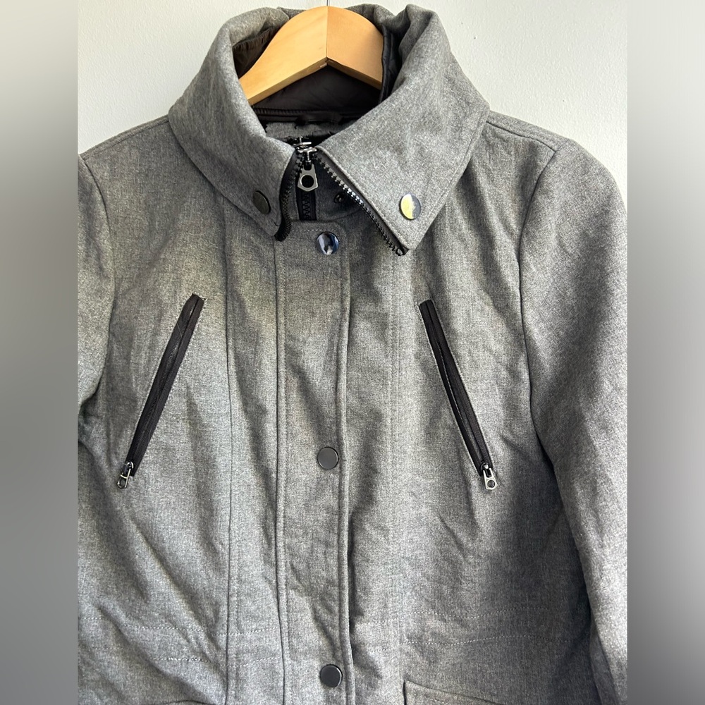 LIZ CLAIRBORNE women’s small grey 3/4 length winter jacket